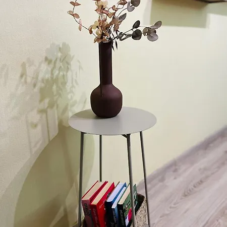 Apartman In Suburbs *